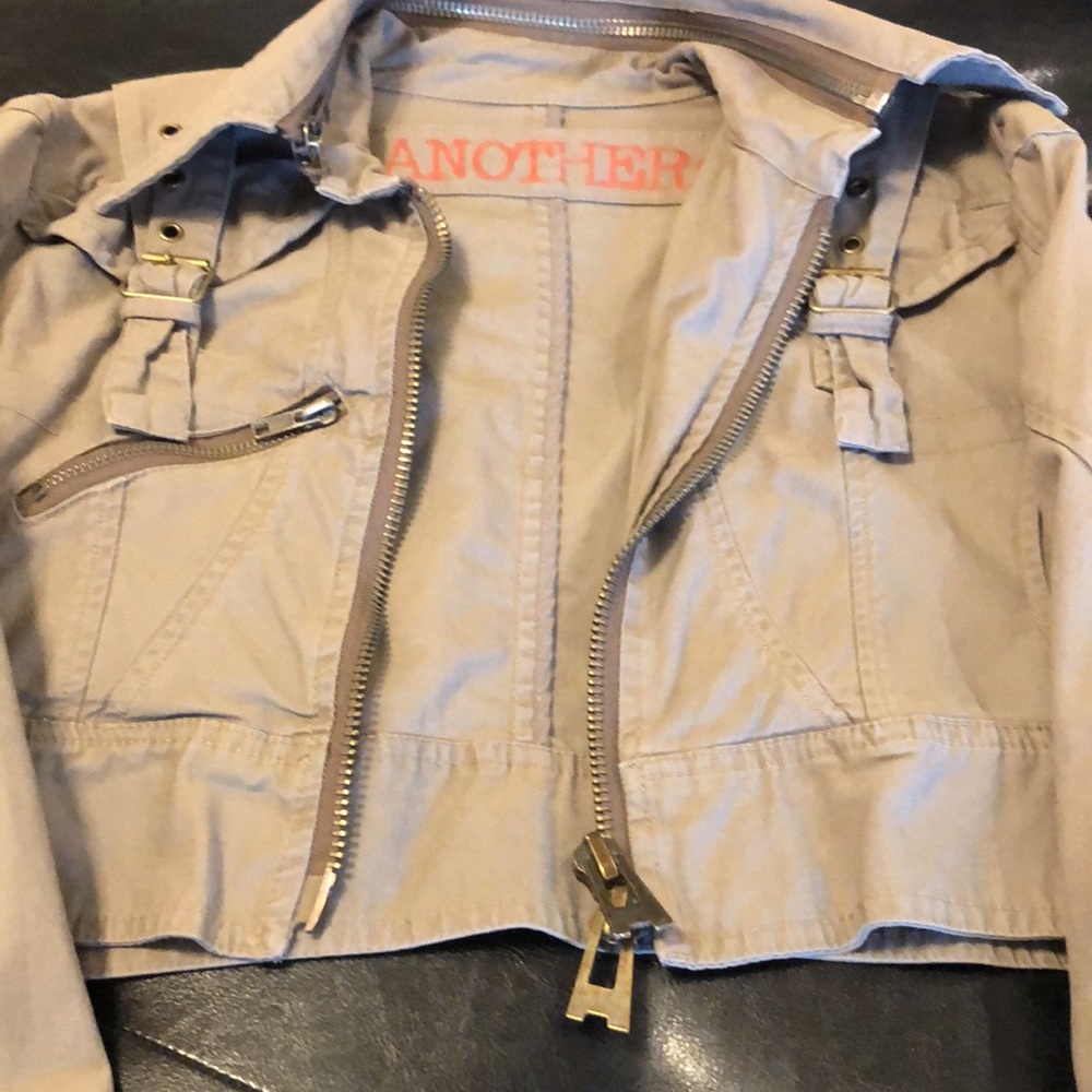 Urban unique upscale look! short jacket small - Picture 2 of 10